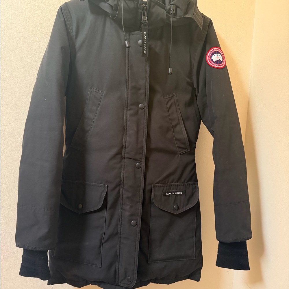 Canada Goose Women's Black Parka